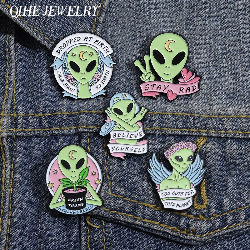 

Mystery Alien Enamel Pins Brooches Cartoon Badges Cute Jewelry Custom Lapels Wholesale Metal Women Kids Friends Accessories