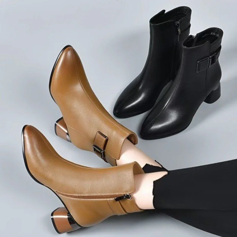 

BCEBYL High heel ankle boots for women new autumn/winter Korean version pointy toe chunky heel short leg knight boots for women