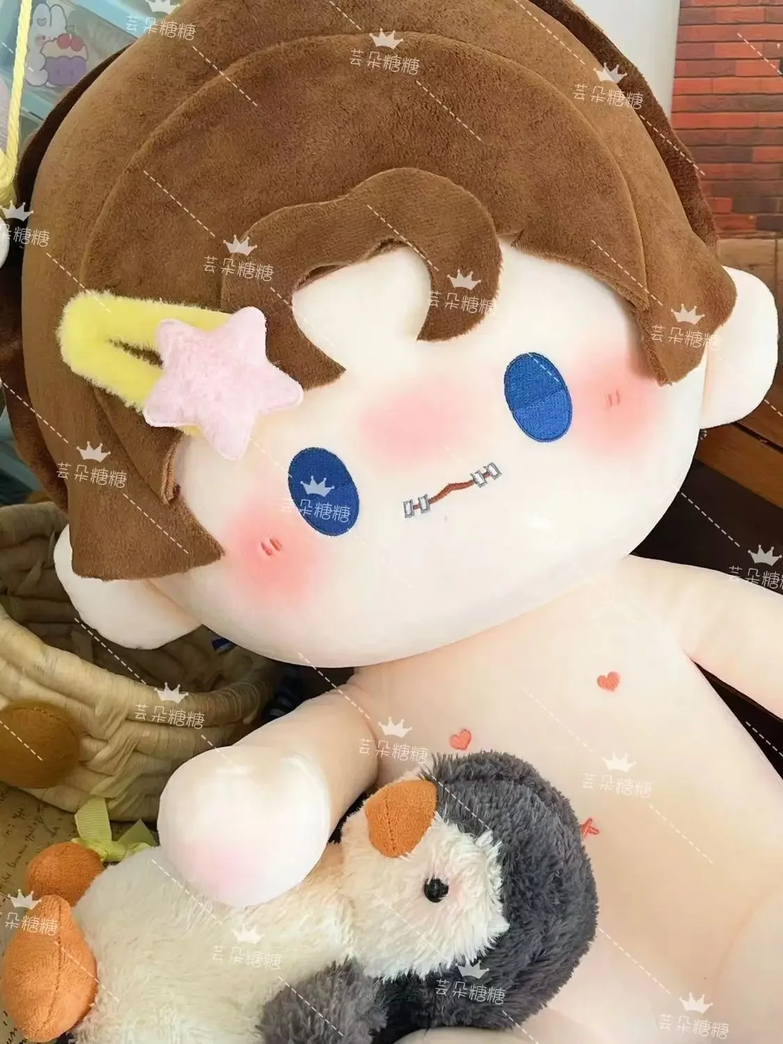 Игрушка плюшевая набивная в виде наемника 40 см