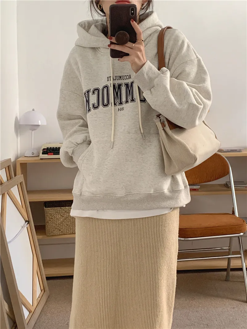 

Spring Autumn Women Sweatshirt Oversized Letter Print Hooded Warm Long Sleeve Pockets Pop Pullovers Casual Tops Wild Jumper I082