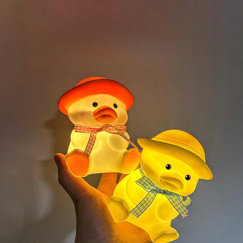 

Cartoon Cute Ton Duck Night Light Creative Bedroom Bedside Light Sleep Light Battery Stupid and Cute Desktop Decoration