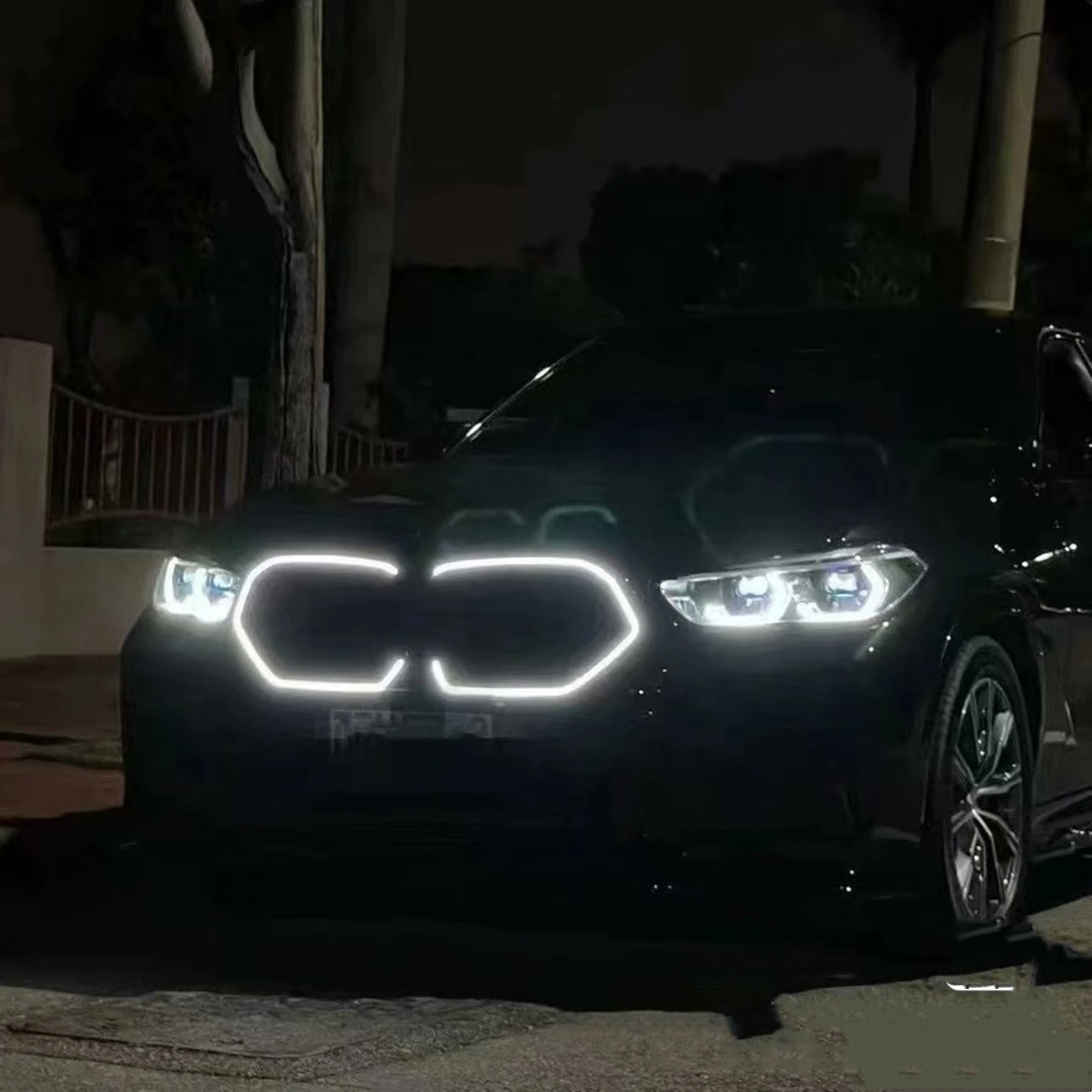 

Для BMW X6 G06 2019-2023 Передняя решетка почек Гоночная решетка с одной планкой Стиль автомобиля Верхний бампер Капот Сетка с светодиодной лампой