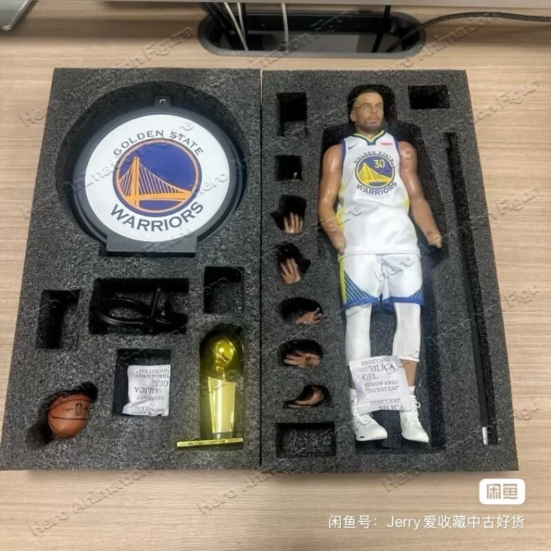 Фото В наличии: Коллекционная фигурка баскетболиста DD Toys Soldier Set Curry (резина, T003) – подарок для коллекционеров №4