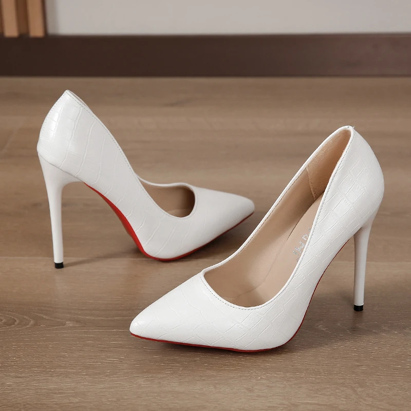 

2022 New Korean Style Stiletto Pointed Shallow Mouth Shoes Female Spring and Autumn Wild Net Red French Girl Single Shoes