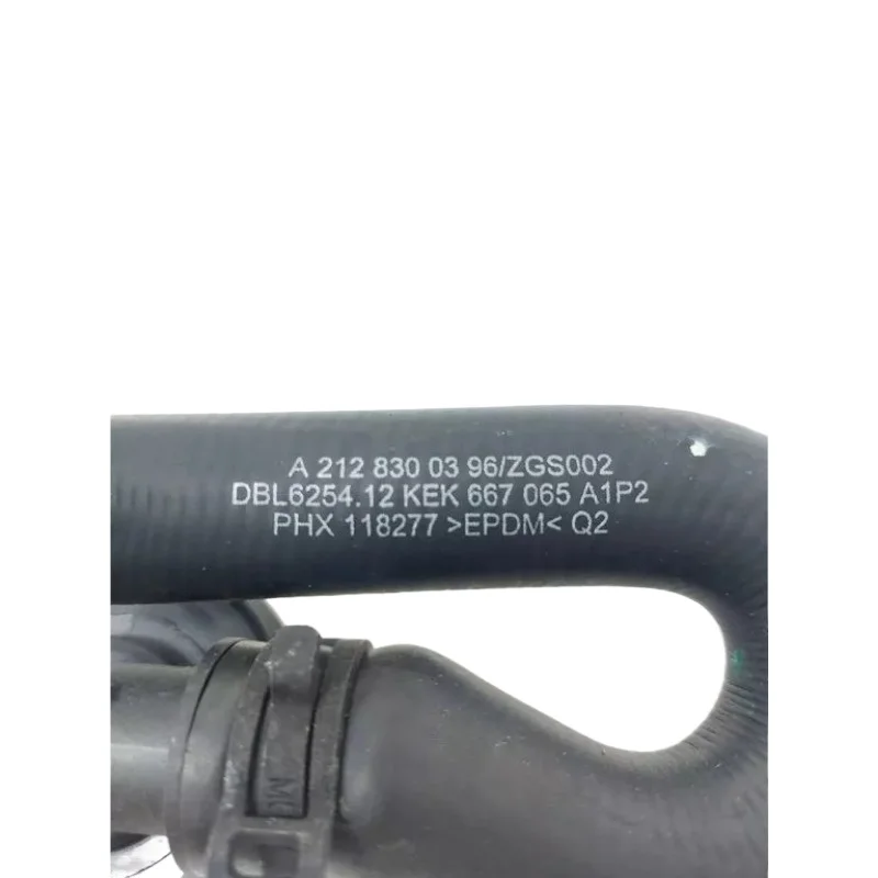 Шланг для водяной охлаждающей жидкости двигателя Mercedes-Benz CLS C218 X218 2012 2128300396 A2128300396