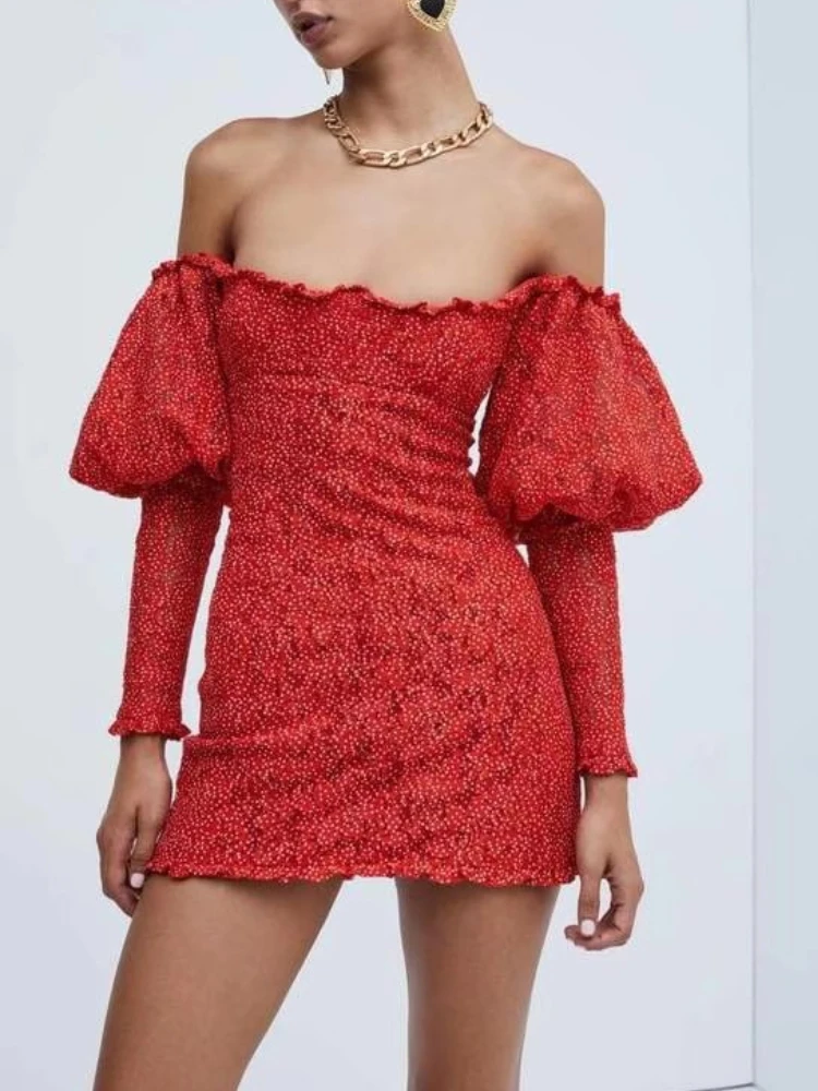 

Женское винтажное мини-платье с открытыми плечами и рукавами-фонариками
