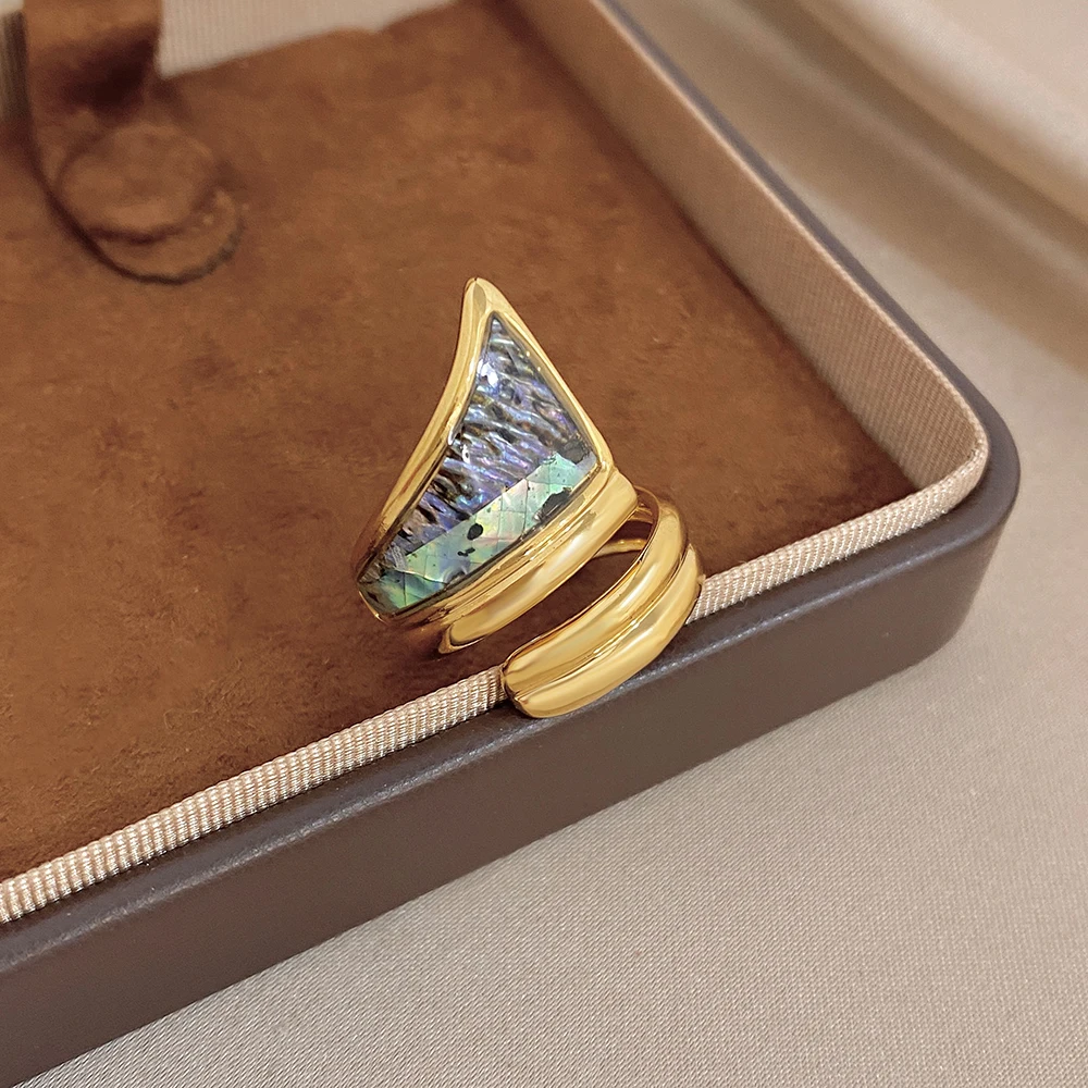 Фото Кольцо Greatera Classic Double-track Spiral Open Ring Irregular Circular Blue-green Light Luxury Charm из нержавеющей стали, женское украшение №4