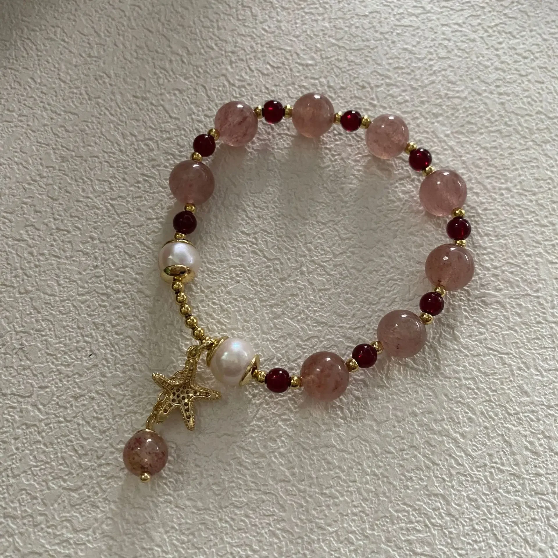 Прямая продажа с фабрики браслет из натурального кристалла клубники женский