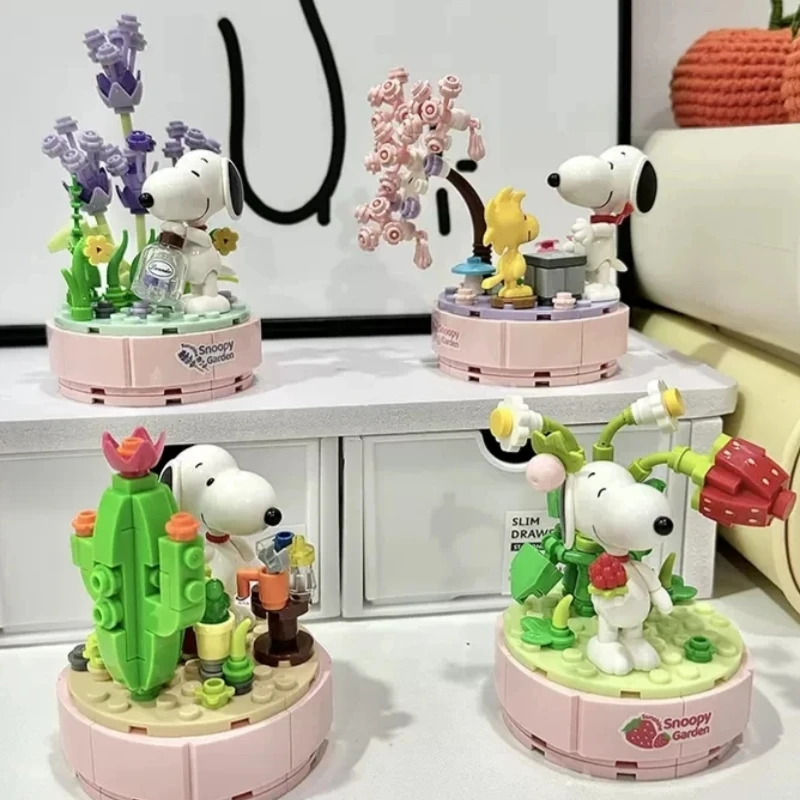 Kawaii Snoopy арахис комиксы строительные блоки модель украшения цветочная серия