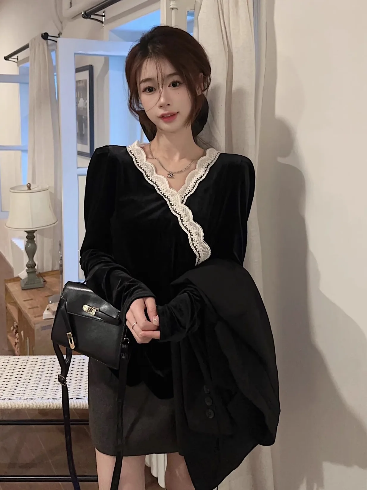 Gaganight женская черная кружевная бархатная рубашка в стиле ретро с v-образным