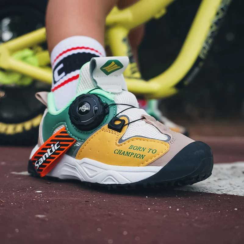 Рисунок 2 - Детская велосипедная обувь Santic для мальчиков