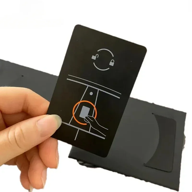 Рисунок 2 - Смарт-ключ от производителя