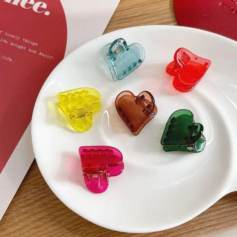 

Женская заколка для волос с цветами и жемчугом, в стиле ретро