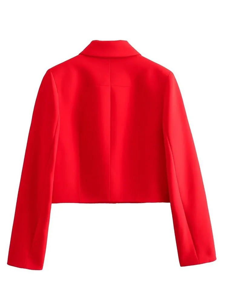 Рисунок 4 - Женская однотонная куртка с отложным