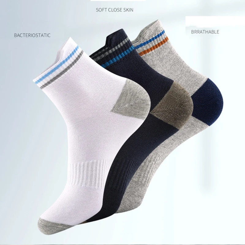 

Four seasons men's middle tube socks sports breathable sweat-absorbing spring and summer men's solid color business cotton socks
