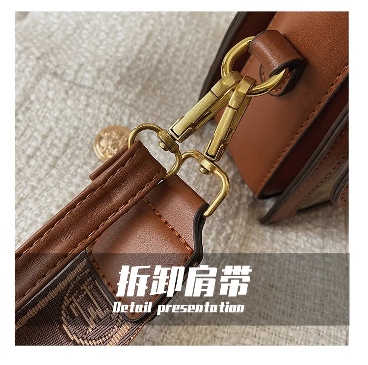 Bag 2022 new women's bag fashion net red texture small square bag niche design retro print single shoulder crossbody bag