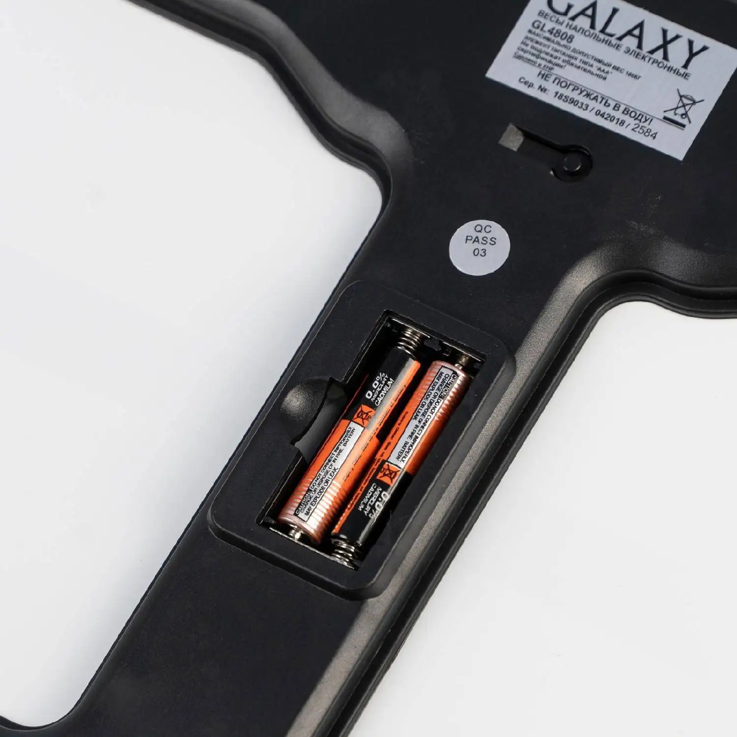 Весы напольные Galaxy GL 4808 (Предел 180 кг индикатор зарядки ЖК-дисплей стекло