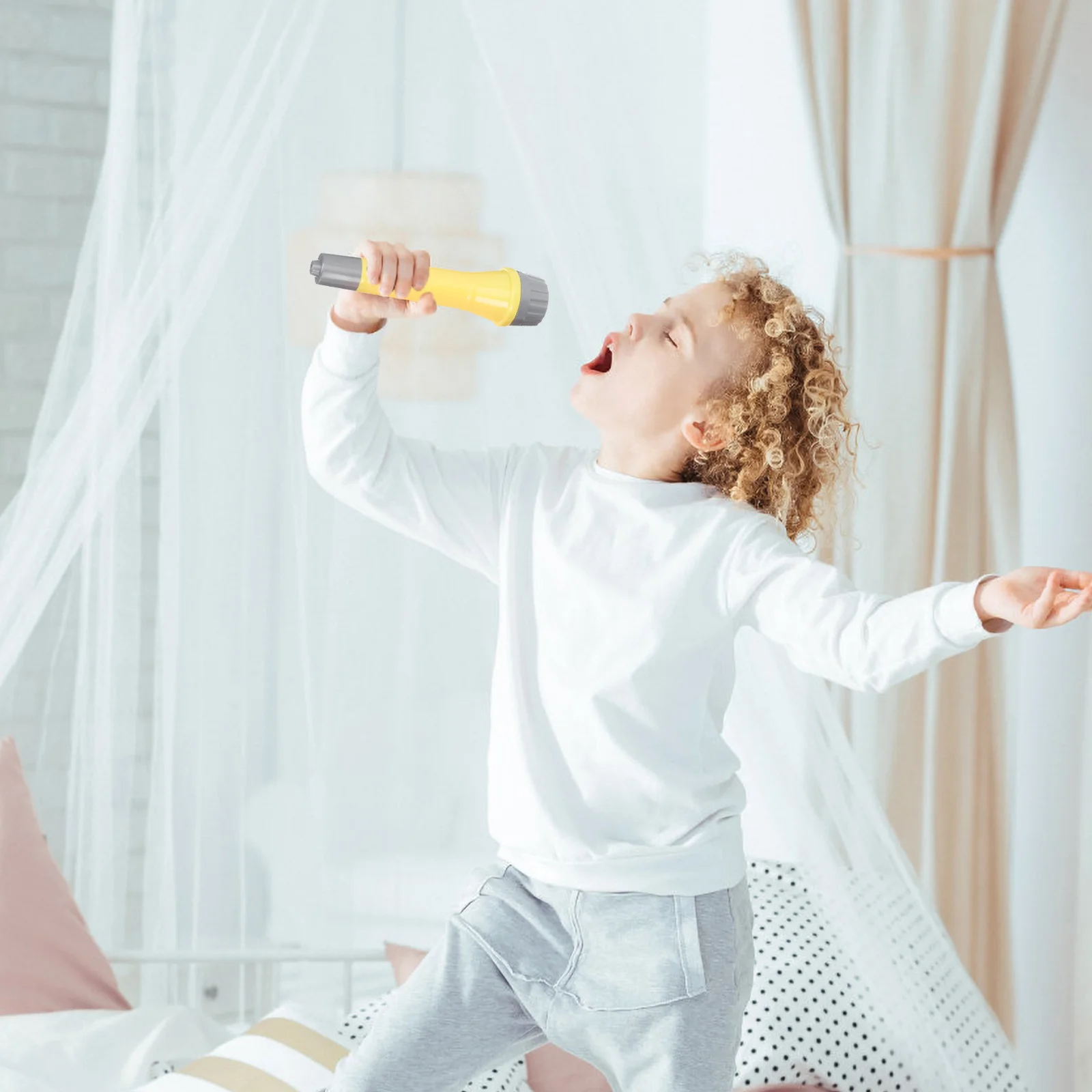 

20 pcs Kids Fake Microphone Simulation Microphone Party Pretend Microphone