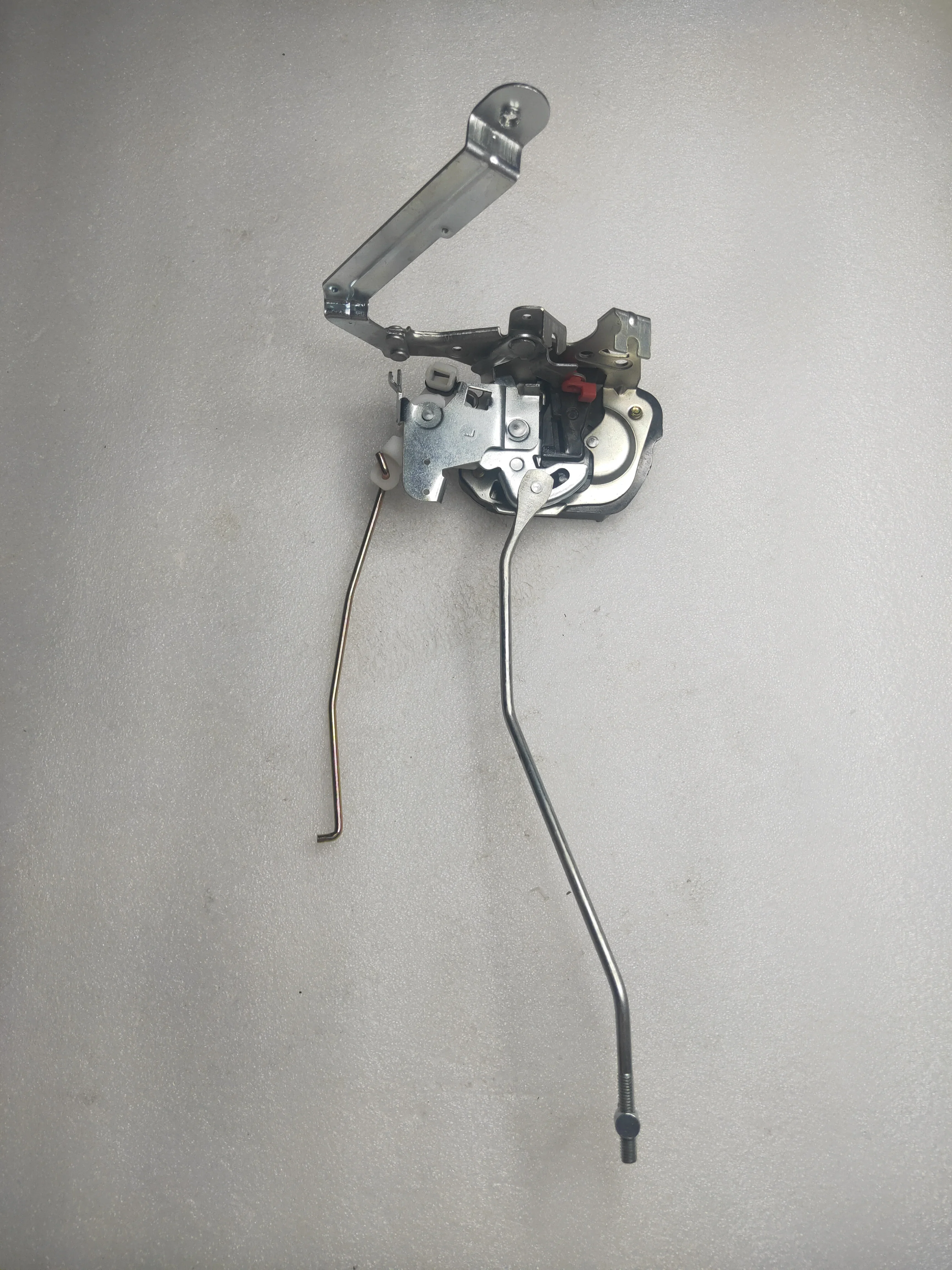 Оригинальный WEILL 6105310-K00 FR дверной замок корпус LH GREATWALL HAVAL H6 H3 H5 олень WINGLE