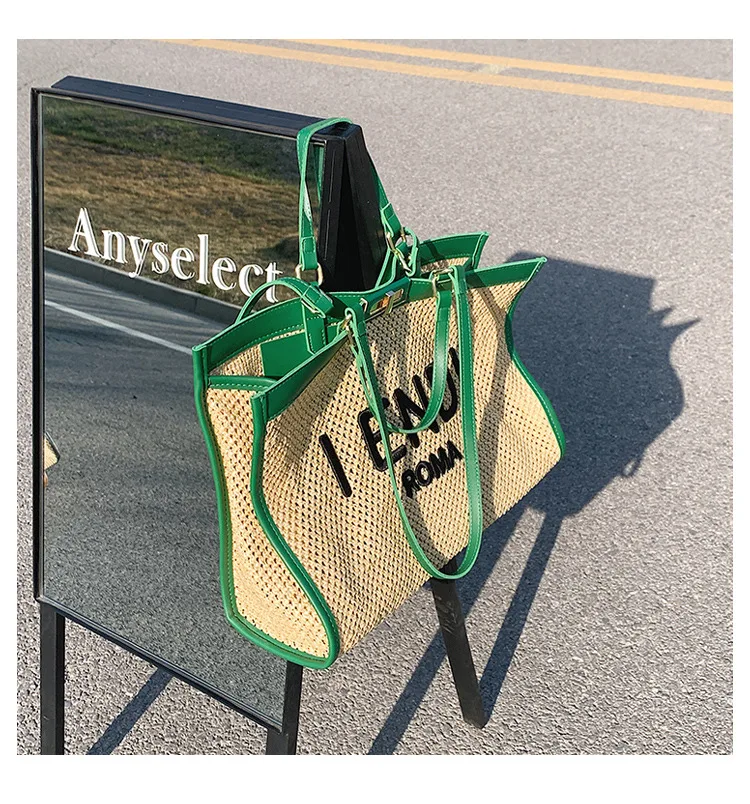 Luxury Brand Women Bag 2023 New Summer Beach Tote Bags Knitting Hollow Out High Capacity Shoulder Bag Classic Button Straw Purse