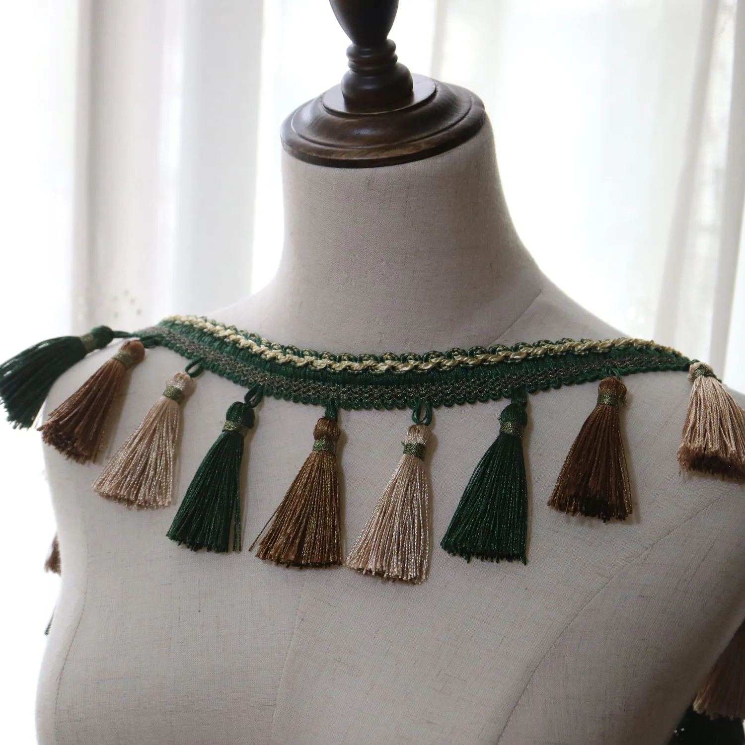 

8cm*5yards Fringe curtain trimmings Tassel ribbons and lace trims for bags DIY home decoration sewing fabrics