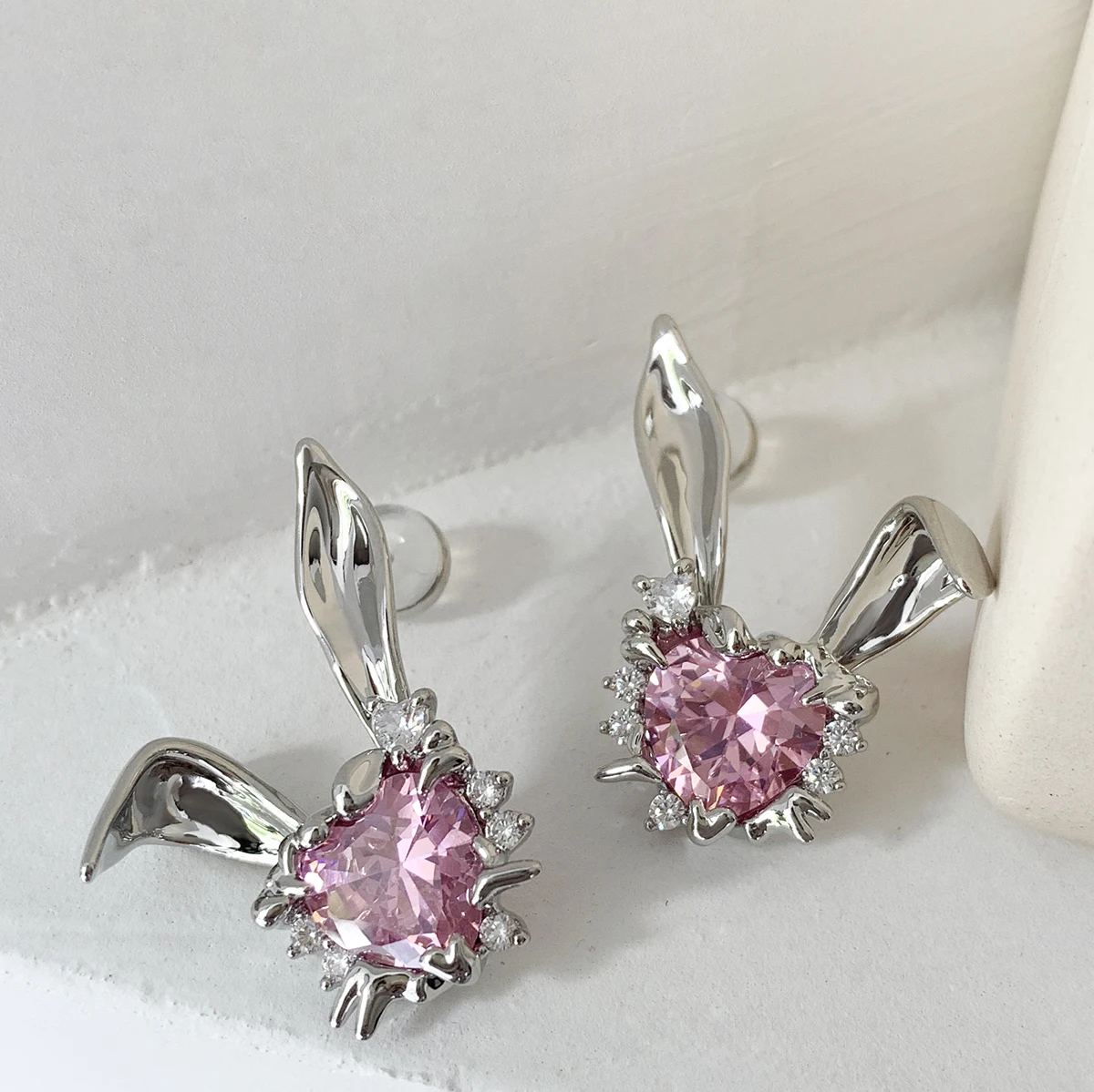

LONDANY earrings Original Design Playful Rabbit Ears Heart Jewel Earrings 925 Silver needle Stud Earrings