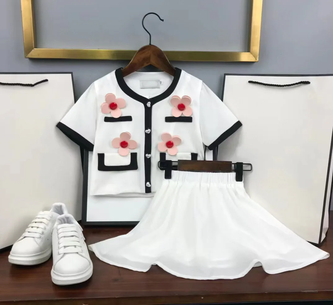 

2022 High Ended New Fashion Short Sleeve Top + Skirt White Solid Color White Girls Clothing set Causal Style Children Clothing
