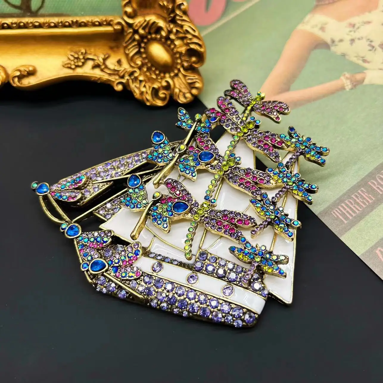 Женская винтажная цветная эмалированная брошь в виде стрекозы