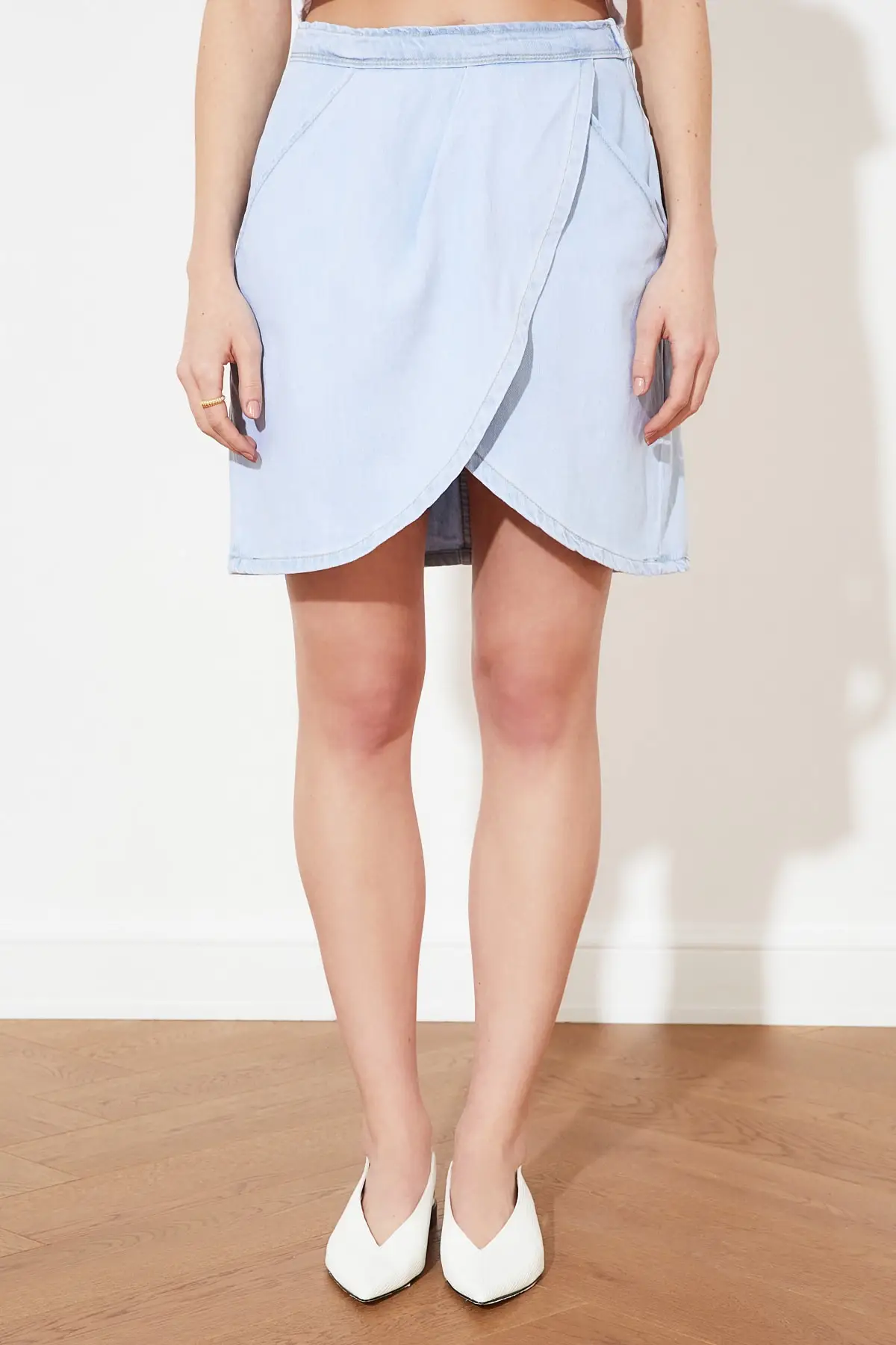 Трендовая Асимметричная джинсовая юбка TWOSS21ET0425 | Женская одежда