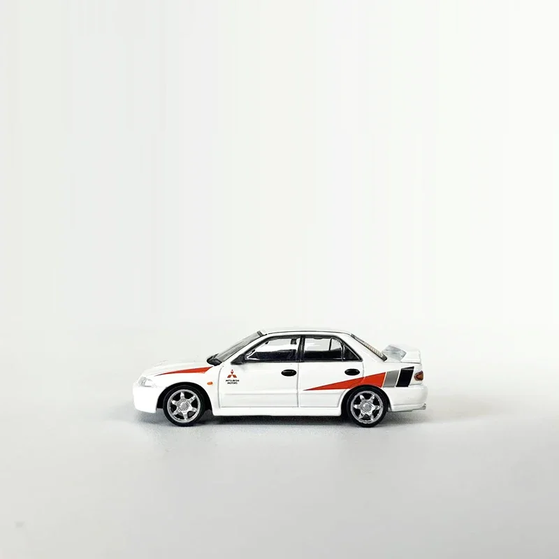 Модель автомобиля Tarmac Works 1:64 Lancer RS Evolution коллекция литых под давлением