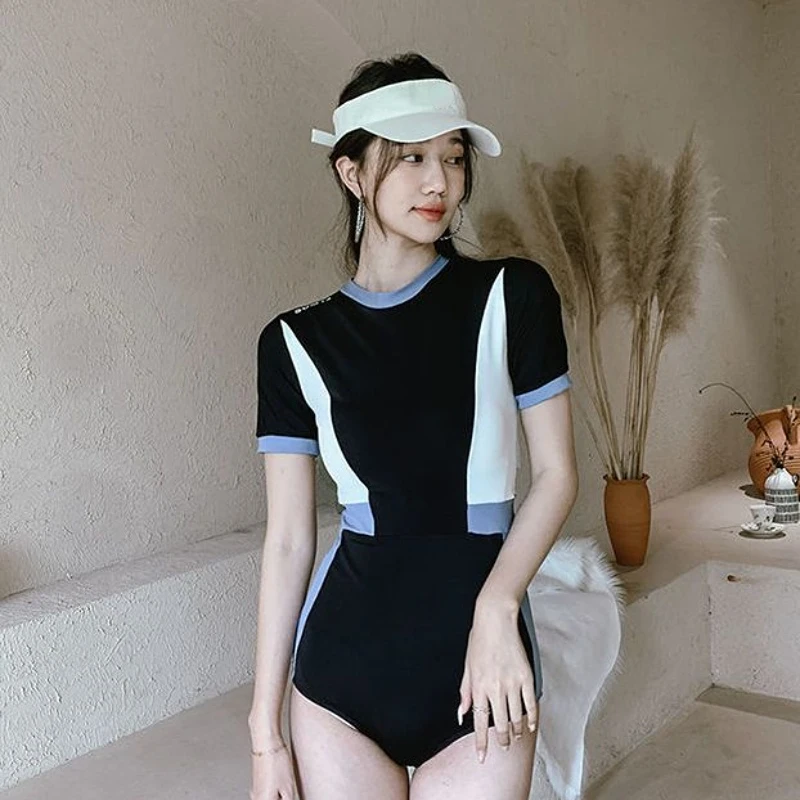 

Женский слитный купальник с длинным рукавом, на молнии