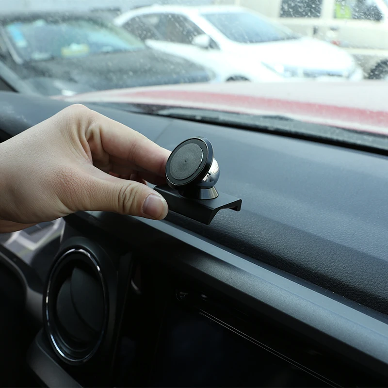

For Toyota Tacoma 2016-22 Car Dashboard Phone Holder strong magnetic absorption mobile phone Aluminum alloy interior accessories