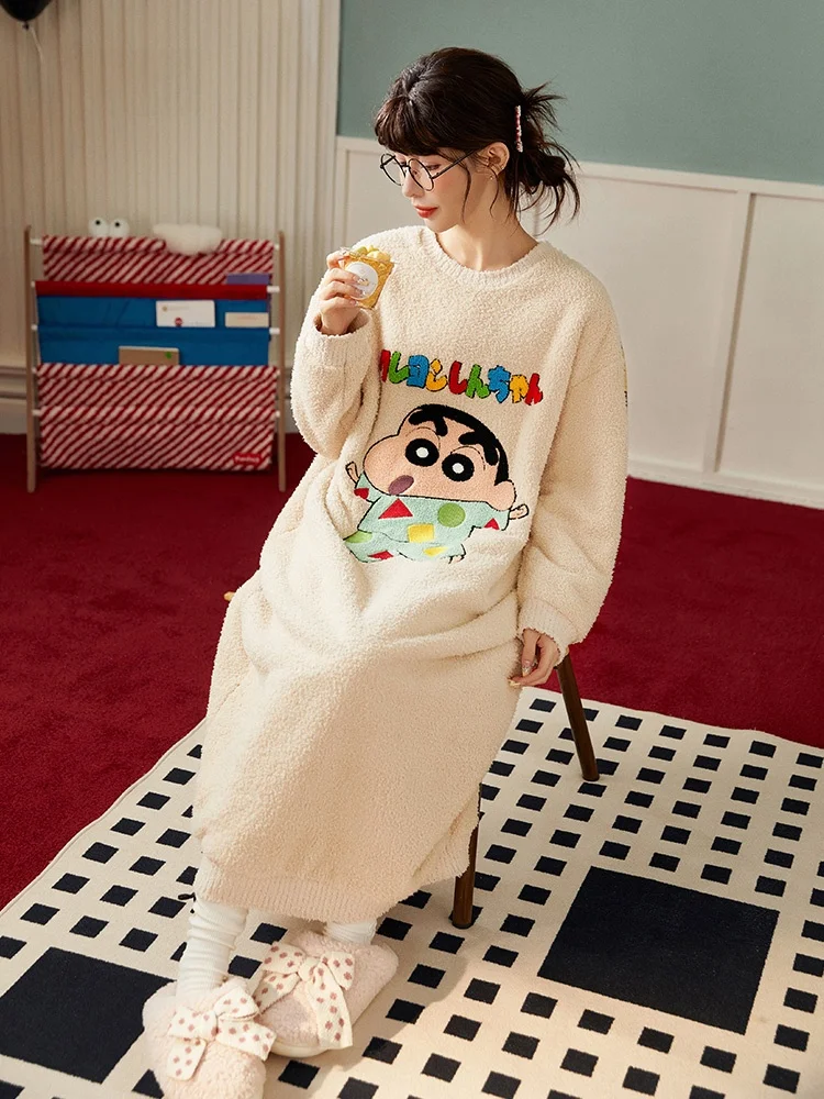 Gong Die [Тип хранения тепла] Crayon Xiaoxin осенне-зимняя бархатная пижама с рисовым зерном