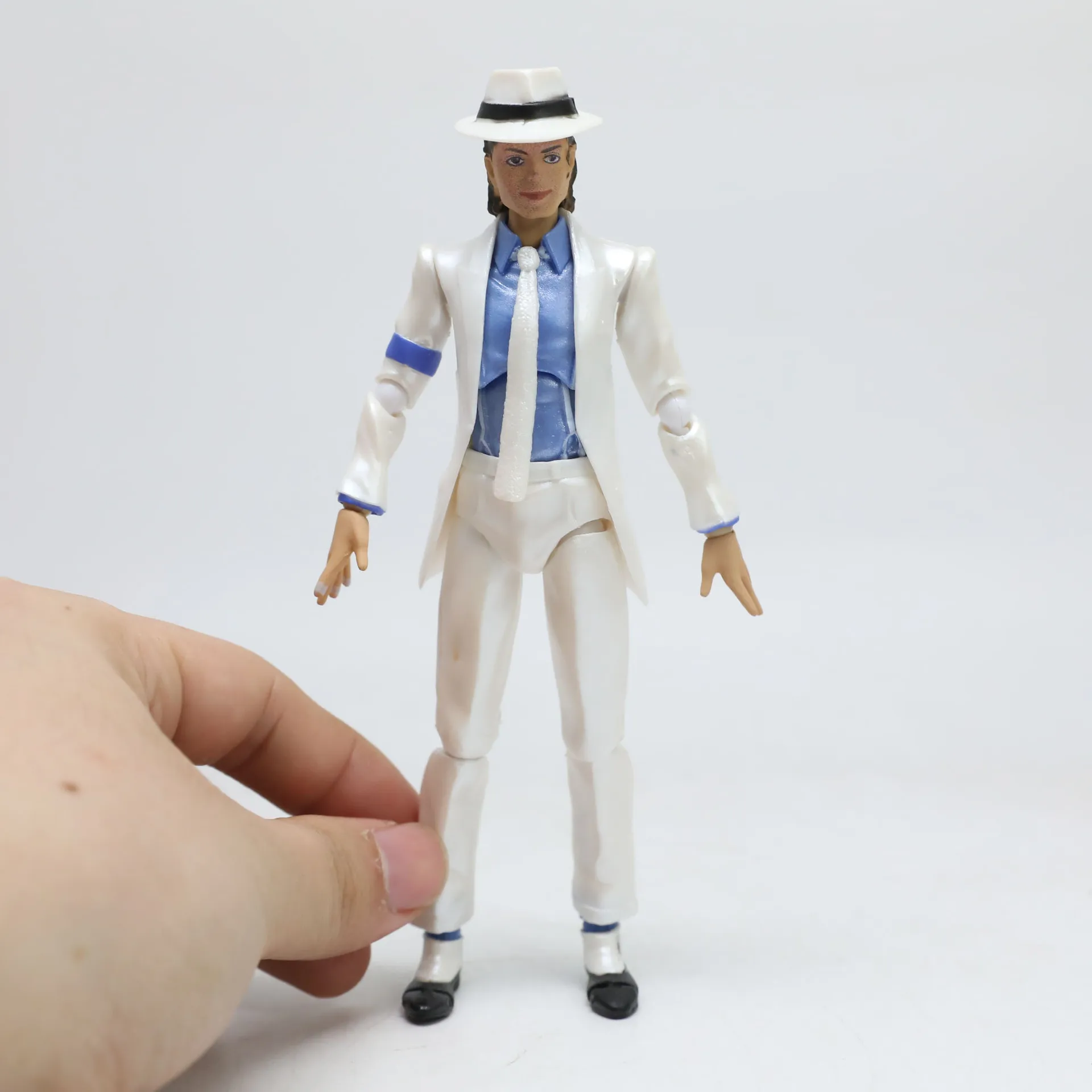 Фото Коллекционная фигурка Майкла Джексона 16 см: King of Pop, Smooth Criminal, Moonwalk, MJ Thriller. Модель BJD, игрушка, подарок для фанатов. №1
