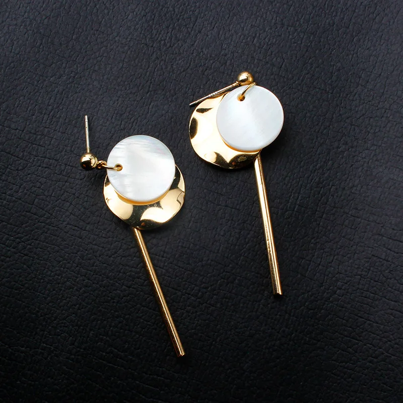 

New 2022 Creative 925 Silver Needle Earring Hollow Five Star Hanging Pearl Shell