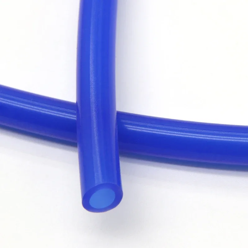 

Силиконовый водопроводный шланг 1 метр синий