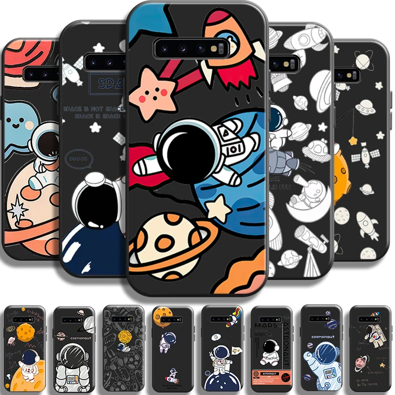 

Cute Cartooon Astronaut For Samsung Galaxy S10 Plus Lite S10E Phone Case S10 5G Black Liquid Silicon Soft Coque Back Funda