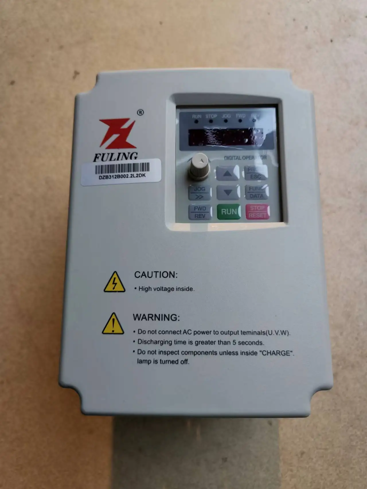 

Fuling inverter 2.2kw 220v for Engraving Machine instead of DZB612B002.2L2DK