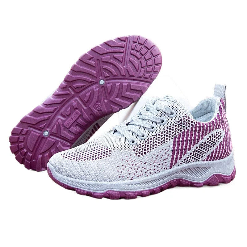 Женские кроссовки на шнуровке с круглым носком Вулканизированная подошва