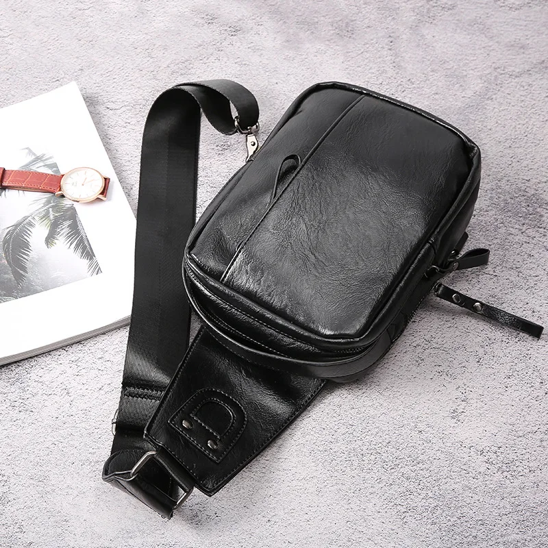 2023 New USB Charging Leather Chest Bag Fashion Men's Waist Bag Waterproof Pu Crossbody Bag Male Motorcycle Riding Chest Pack