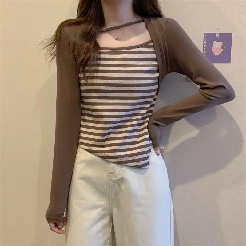 

Clothes Striped Female Tops Cotton Tshirts Black Slim Women's T Shirts Emo Cool Beautiful 2023 Designer Long Sleeve Causal Tees