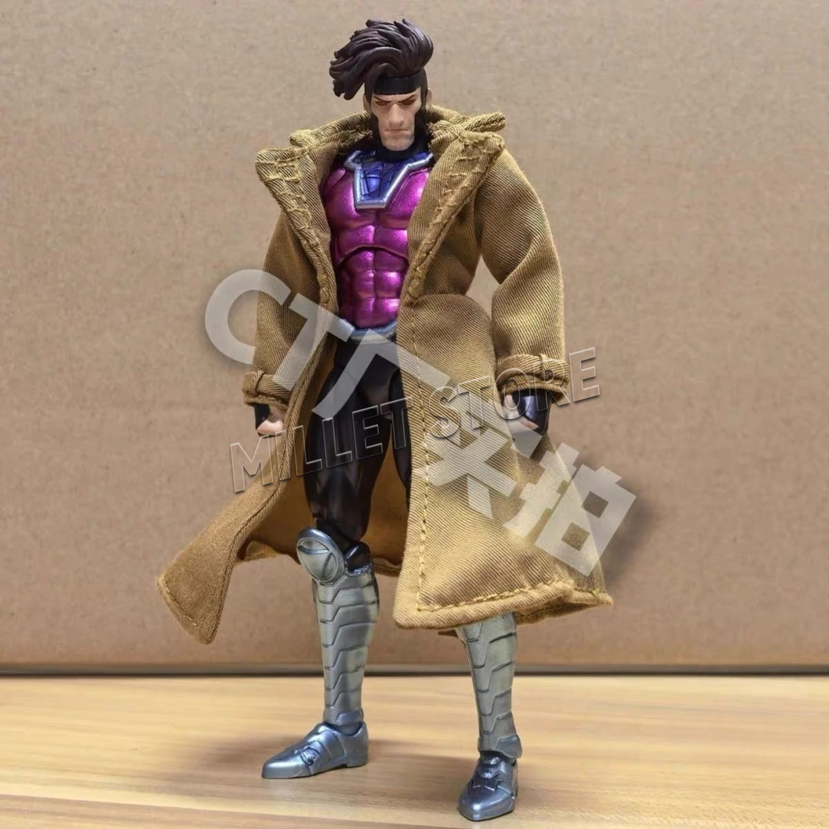 Фото В наличии: Фигурка Gambit Mafex 131 X-Men от SHF, оригинальная аниме-фигурка, статуэтка, модель, подарки на заказ, игрушки №3