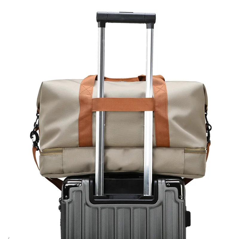 Large Capacity Travel Tote Women Weekend Travel Bags Men Sports Bag Wet and dry Waterproof  Duffle Bag luxury luggage bags