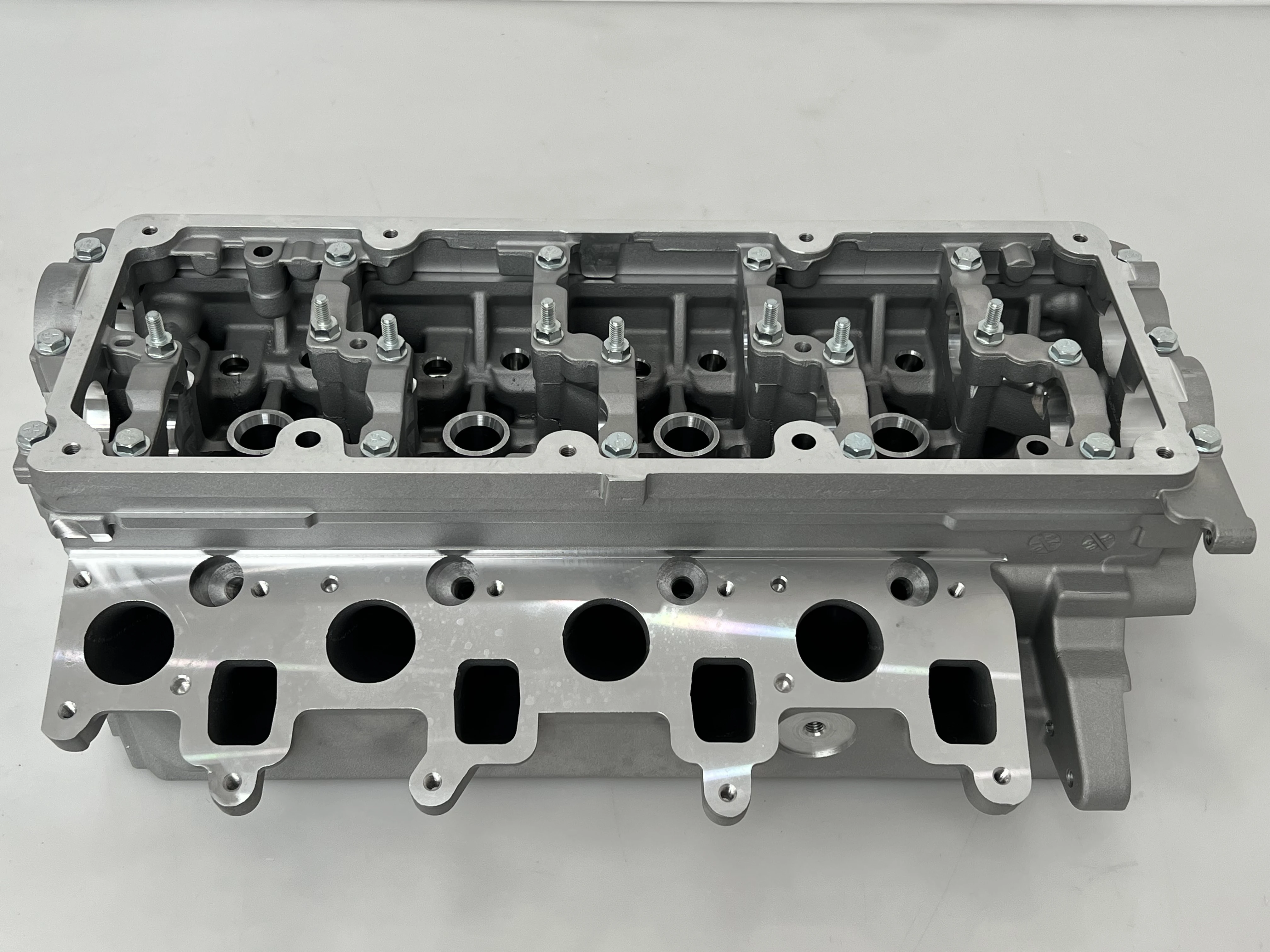 Фото Головки блока цилиндров CBBB/CBDB/CEGA 908700 OEM 03L103063K/03L103351A 03L103351J/03L103063KX для Skoda №3