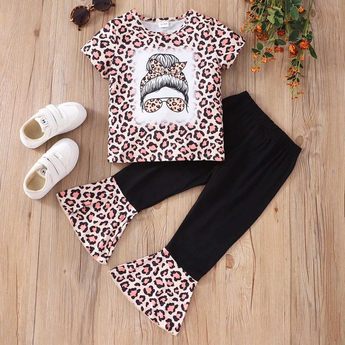 

Летний наряд для девочек, модная футболка с коротким рукавом с леопардовым принтом и расклешенные брюки, комплект одежды из 2 предметов для маленьких девочек