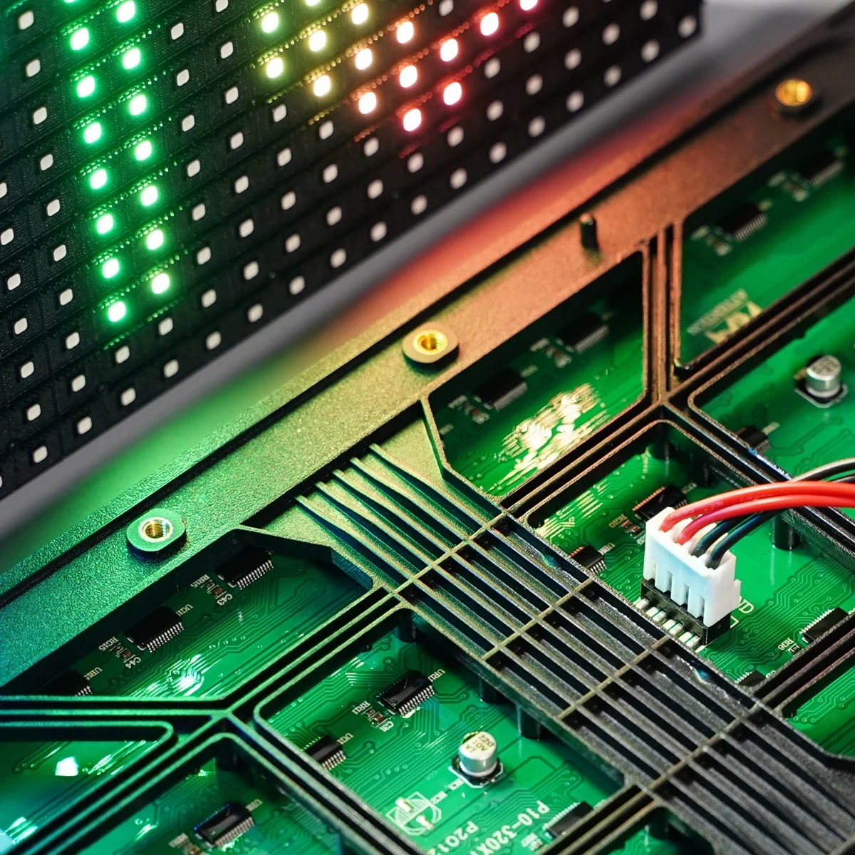Фото 32x16 пикселей P10 Открытый SMD Полноцветный светодиодный модуль дисплея Высокая яркость RGB Видеопанель 1/2 сканирования №2