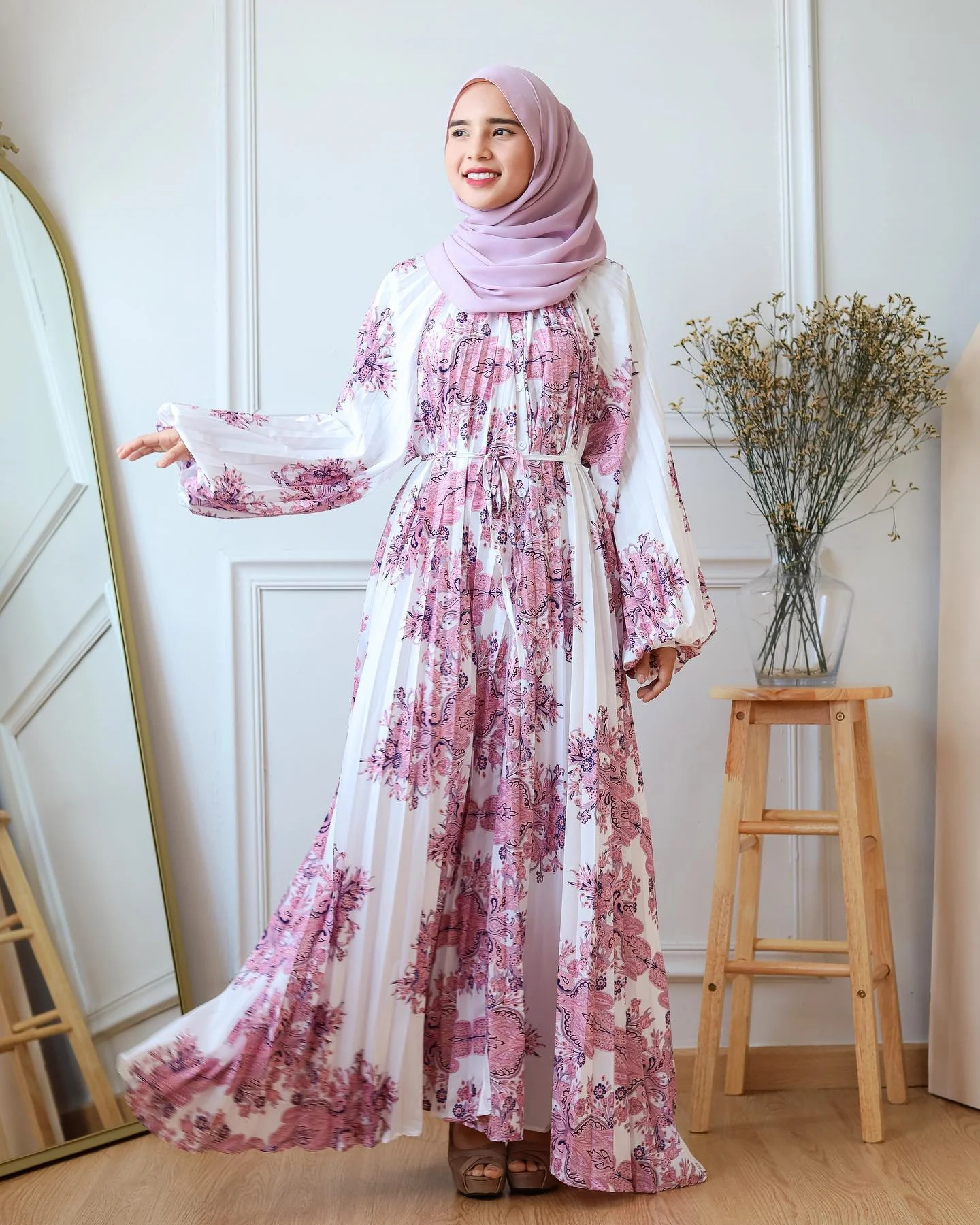 Abaya For Women Printed Long Dress Loose Pleated Lantern Sleeves Casual Robe Dress Islamic Muslin Women Robe Fashion Clothing