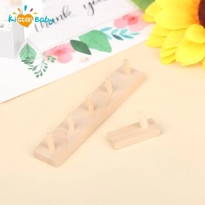 

1/12 Dollhouse Miniature Wooden Wall Hooks Wall Hanger Rack Model Furniture Props Model Accessories