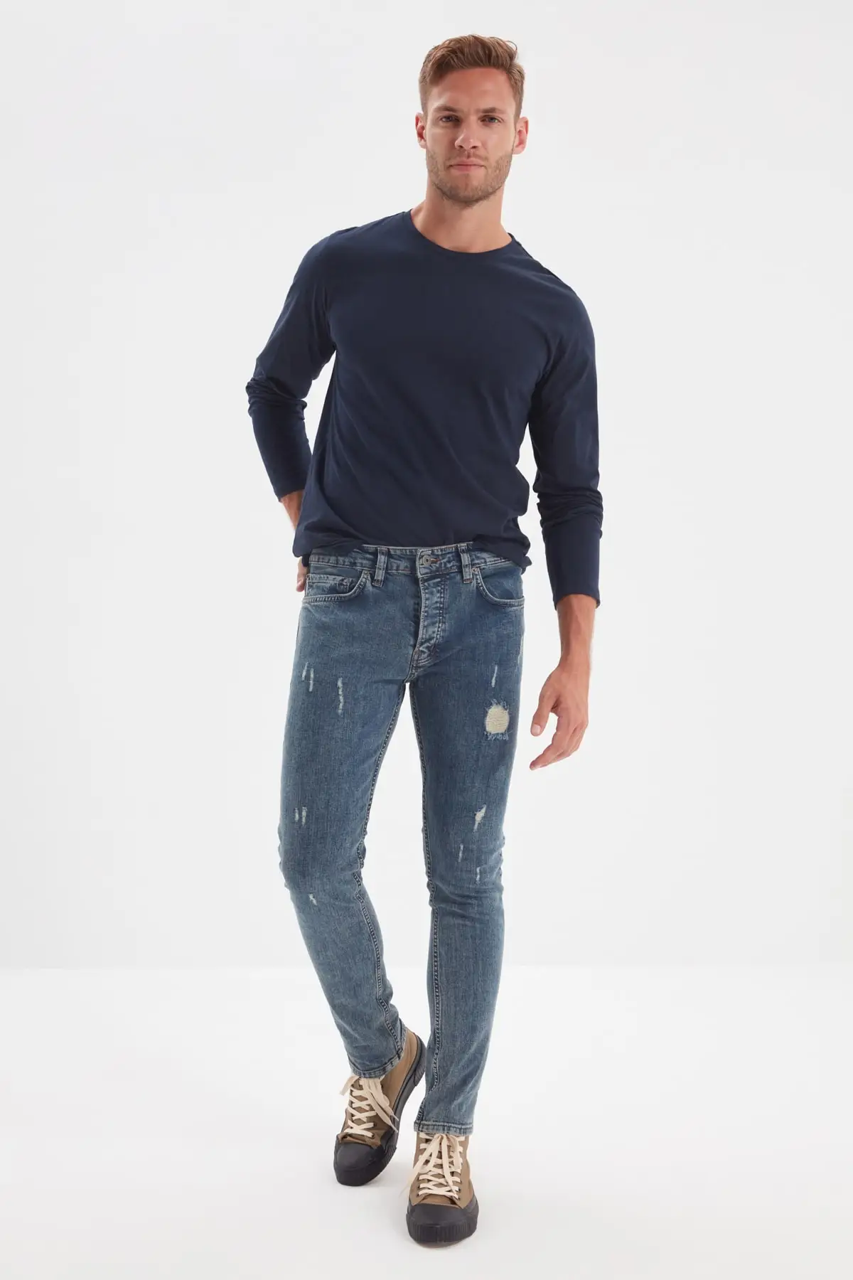 

Trendyol Male Skinny Fit Destroylu Jeans TMNAW22JE0304