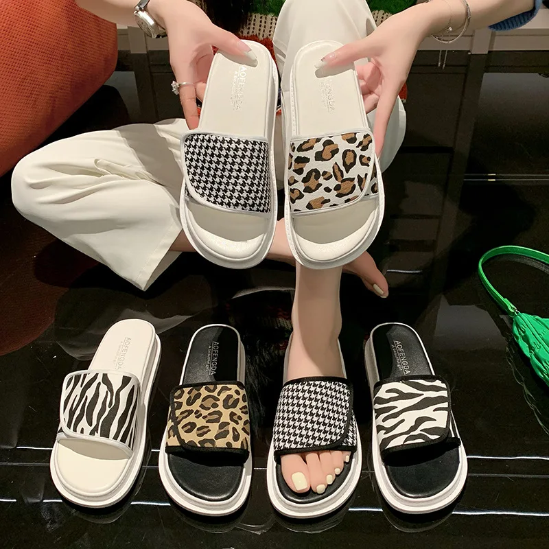 

Summer Casual Women's Slippers Leopard Platform Sandals Zebra Print One Word with Open Toe Outdoor Home Flat Beach Slides Women